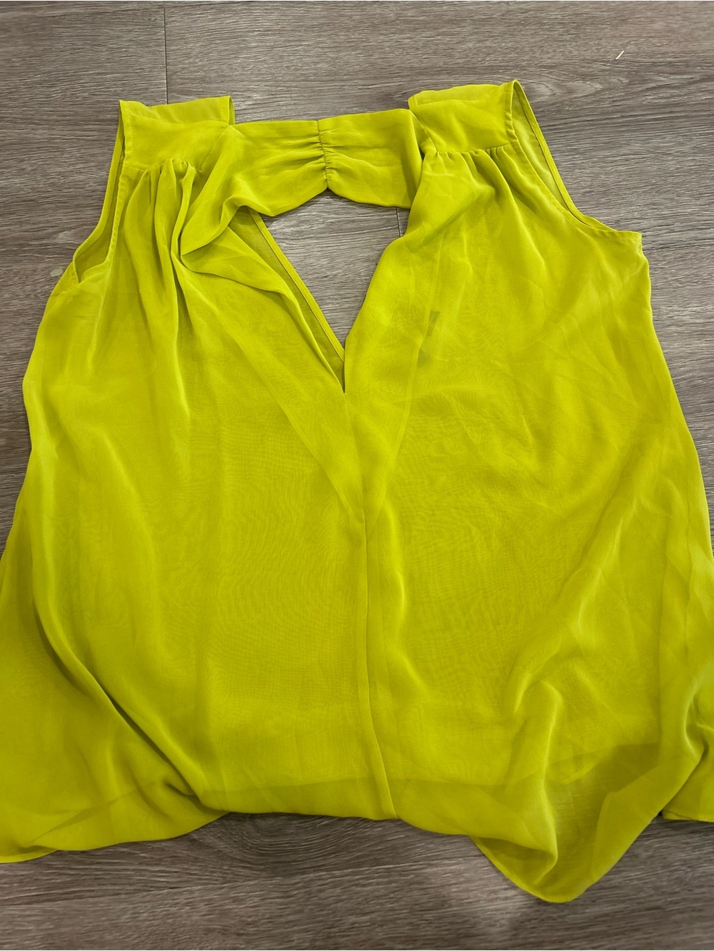 Bisou Bisou Sleeveless V-Neck Camisole in Lime